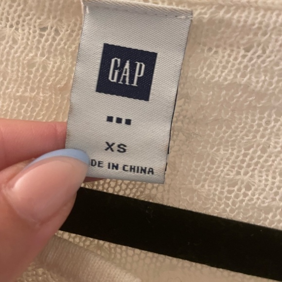GAP Cream See through knit 3/4 sleeve top size XSmall - Picture 3 of 7